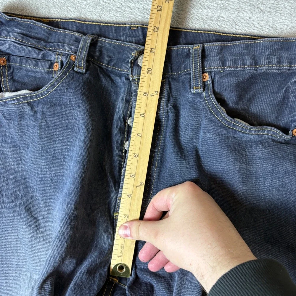 Levi's Jeans Men 34x32 501‎ Original Fit Faded Whiskered Blue Straight Leg Denim